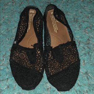 Black Crocheted TOMS size 8.5